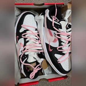 Nike dunk low women's sneakers